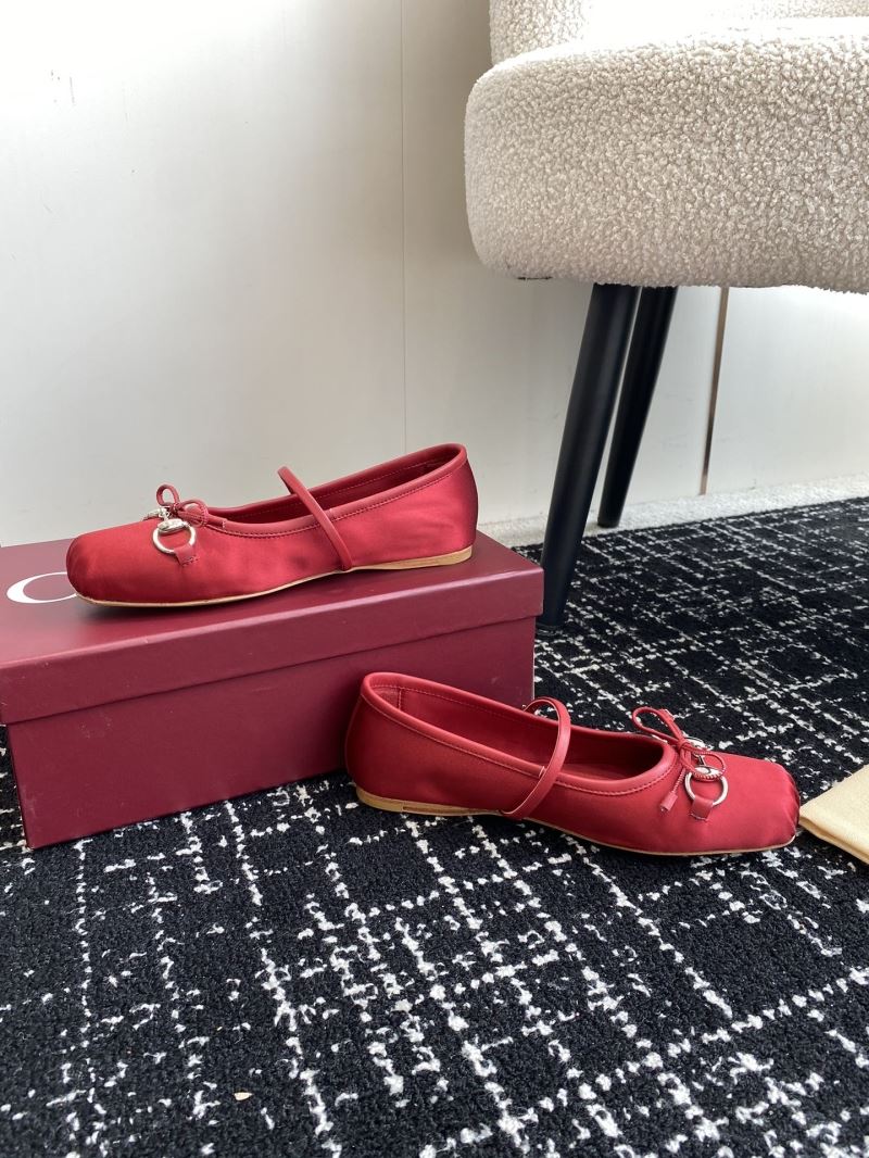 Gucci Flat Shoes